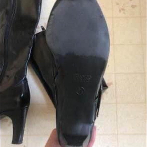 Franco Sarto designer boots size 8.5 - Picture 3 of 4